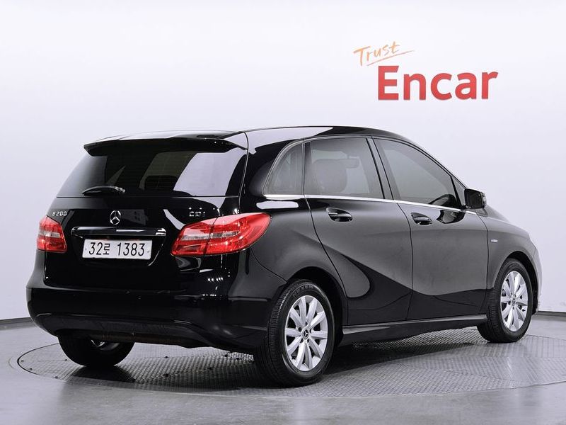 2013 Mercedes-Benz B-Class B200 CDI Blue efficiency photo 2