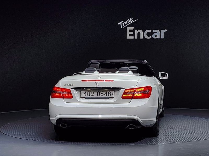 2012 Mercedes-Benz E-Class E350 Cabriolet photo 4