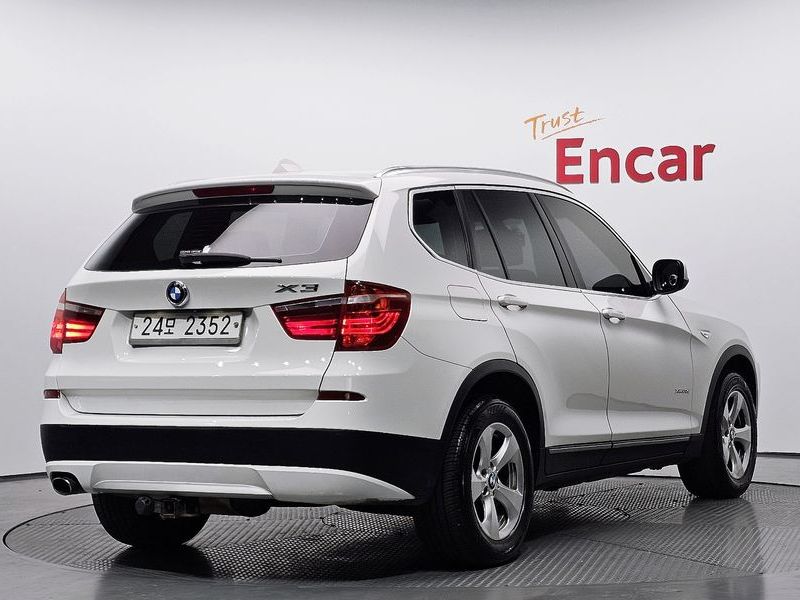 2014 BMW X3 xDrive 20d High photo 2
