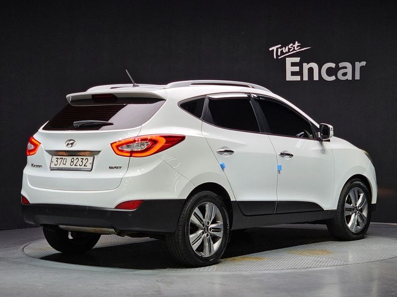 2015 Hyundai Tucson Diesel(e-VGT) 2WD Modern photo 2