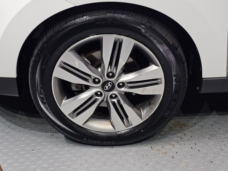2015 Hyundai Tucson Diesel(e-VGT) 2WD Modern photo 5