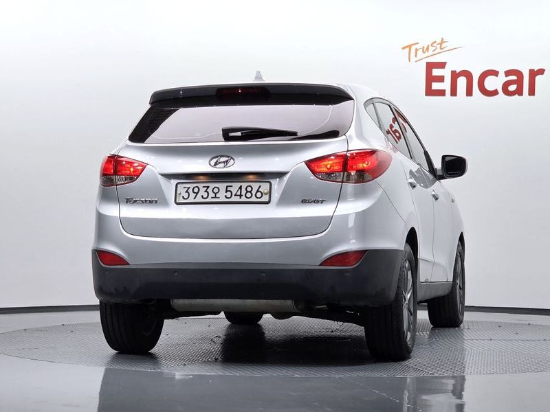 2015 Hyundai Tucson Diesel(e-VGT) 4WD Smart photo 4