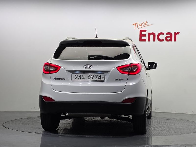 2015 Hyundai Tucson Diesel(e-VGT) 2WD Smart special photo 4