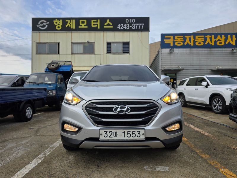 2015 Hyundai Tucson Diesel(e-VGT) 4WD Smart photo 3