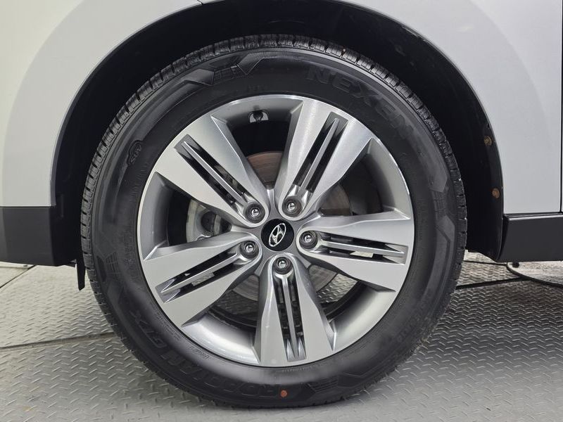 2015 Hyundai Tucson Diesel(e-VGT) 4WD Modern photo 5