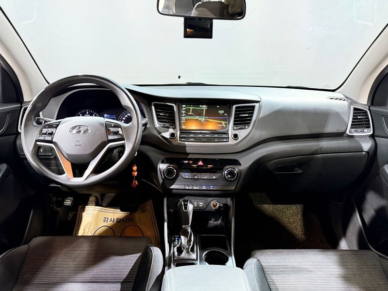 2017 Hyundai Tucson Diesel 1.7 2WD Style Fever photo 4