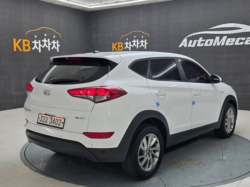2016 Hyundai Tucson Diesel 1.7 2WD Style photo 2