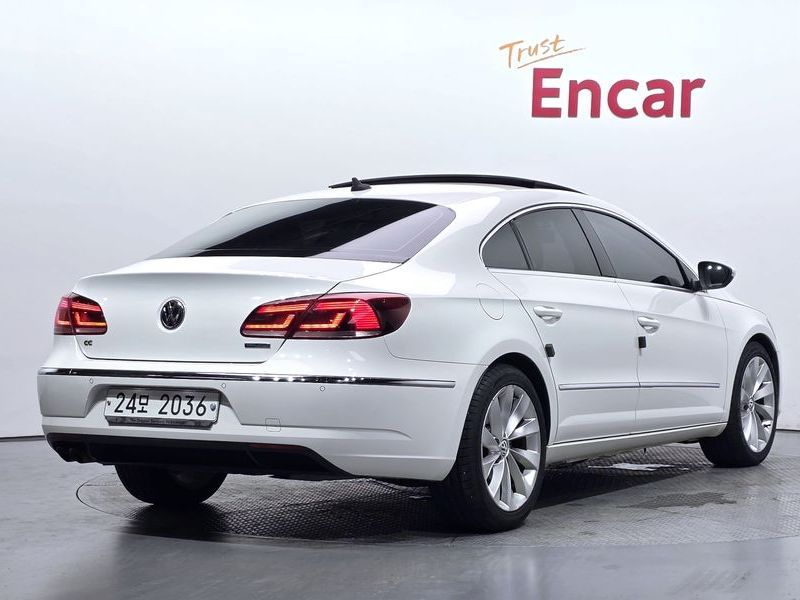 2014 Volkswagen CC 2.0 TDI BlueMotion photo 2