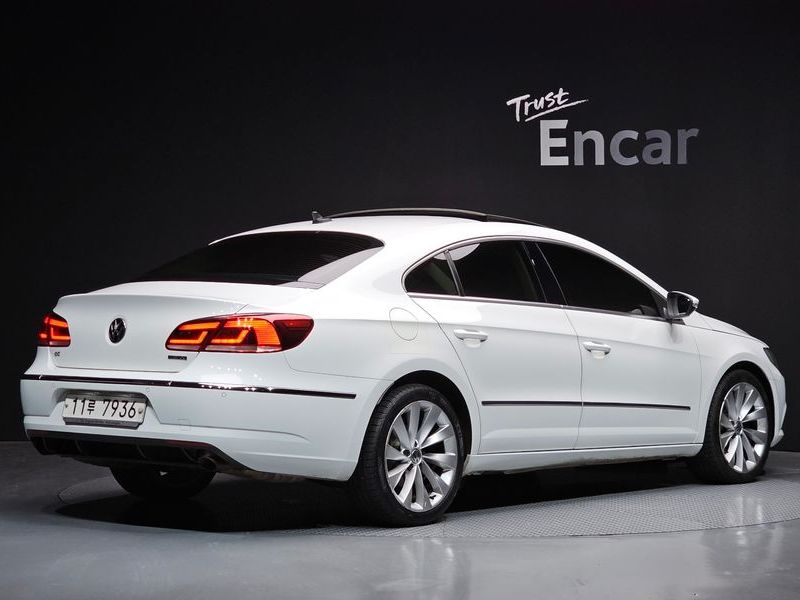 2015 Volkswagen CC 2.0 TDI BlueMotion 4MOTION photo 2