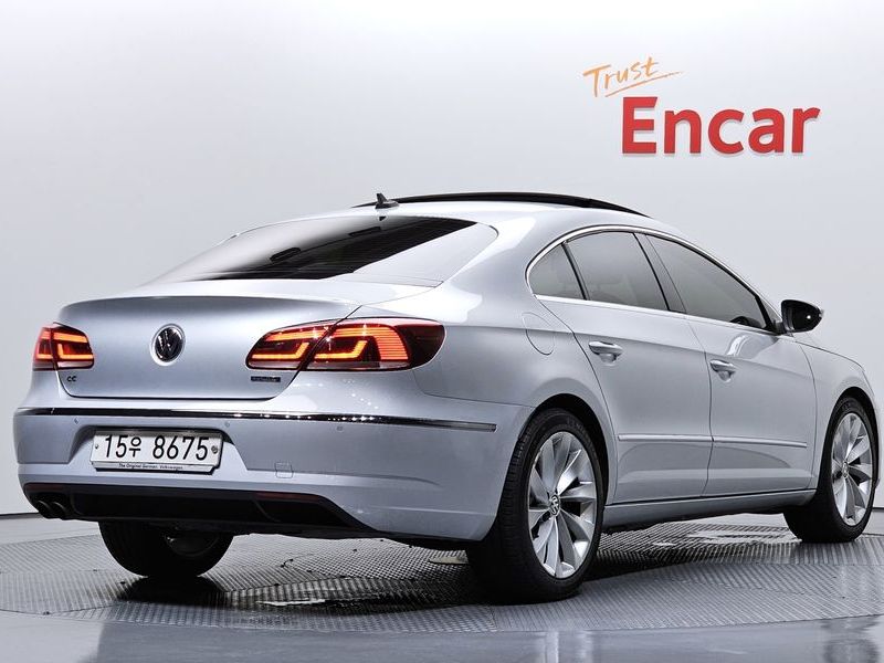 2015 Volkswagen CC 2.0 TDI BlueMotion photo 2