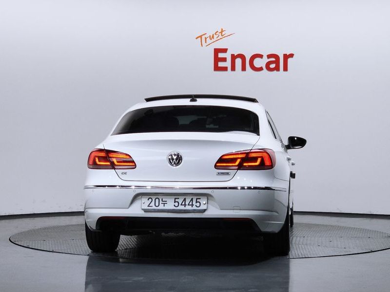 2015 Volkswagen CC 2.0 TDI BlueMotion photo 4