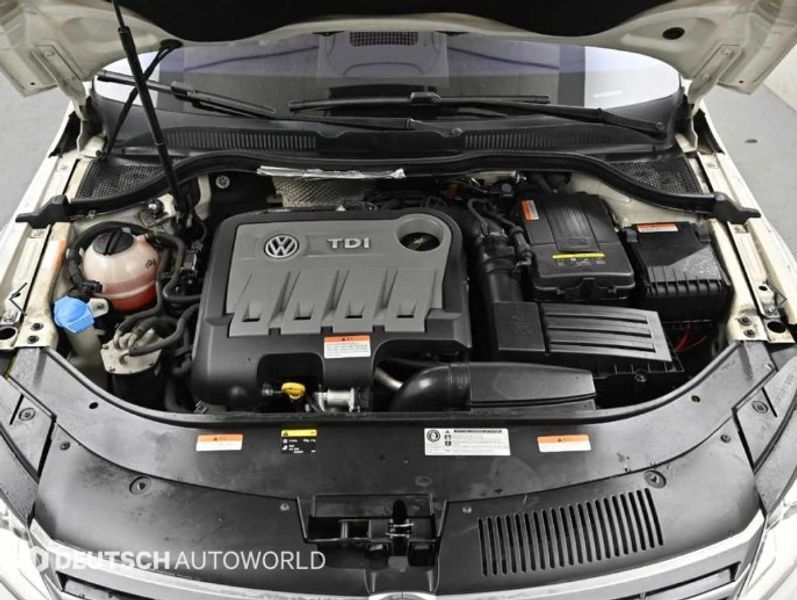 2014 Volkswagen CC 2.0 TDI BlueMotion 4MOTION photo 5