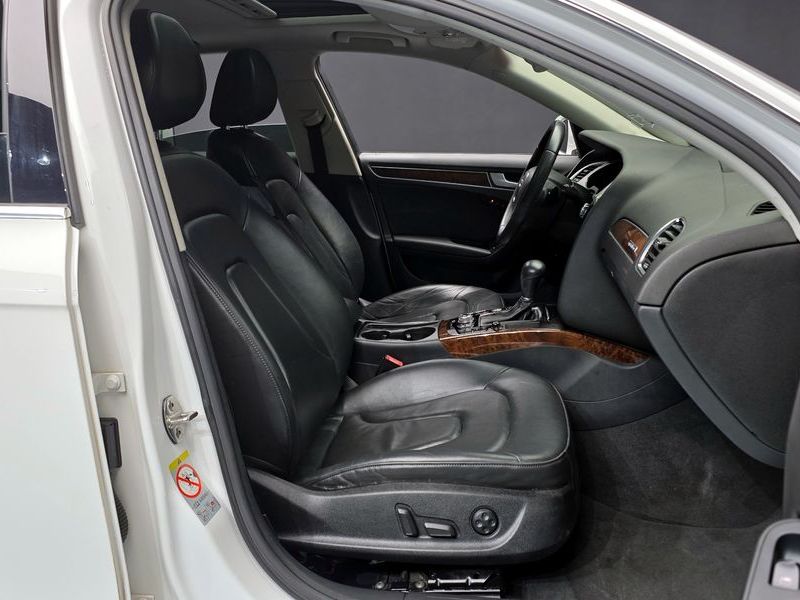 2012 Audi A4 2.0 TFSI Quattro Dynamic B8 photo 10