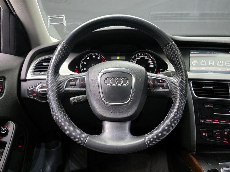 2012 Audi A4 2.0 TFSI Quattro Dynamic B8 photo 13