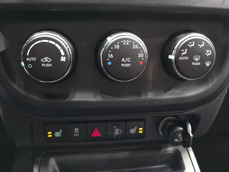 2013 Jeep Compass 2.4 Limited 1st photo 16
