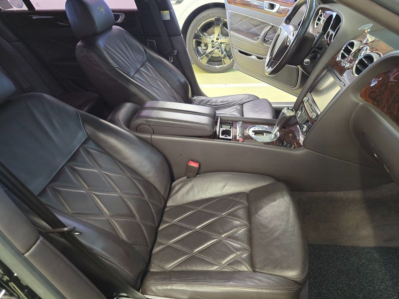 2012 Bentley Flying Spur 6.0 Speed photo 9