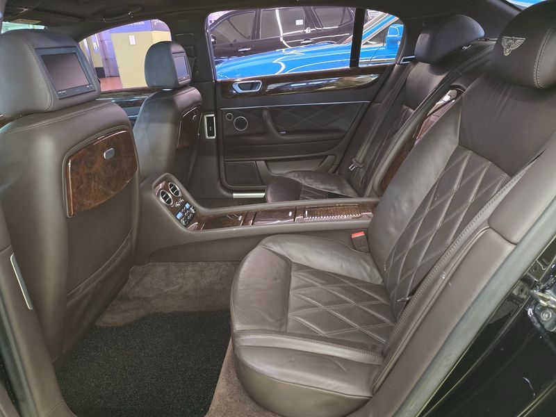 2012 Bentley Flying Spur 6.0 Speed photo 11