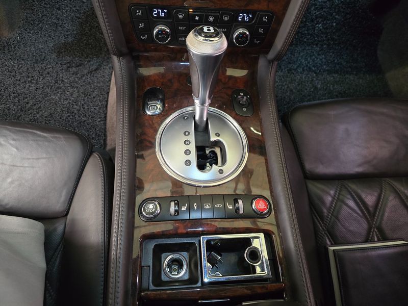 2012 Bentley Flying Spur 6.0 Speed photo 13