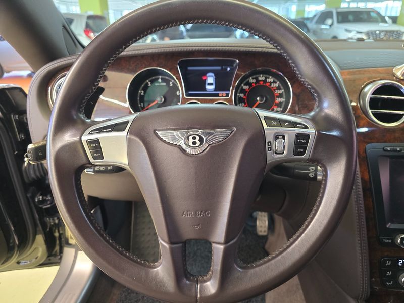 2012 Bentley Flying Spur 6.0 Speed photo 14