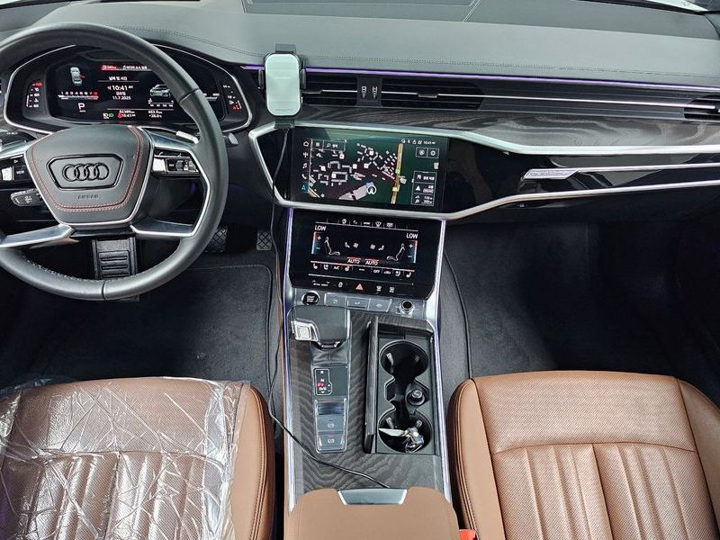 2023 Audi A6 45 TFSI Quattro Premium photo 7