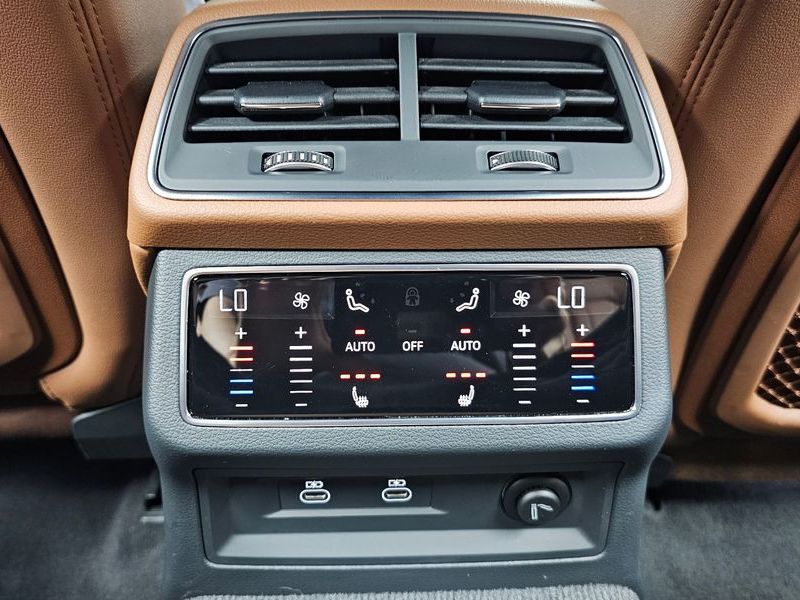 2023 Audi A6 45 TFSI Quattro Premium photo 18