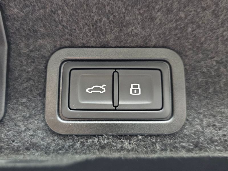 2023 Audi A6 45 TFSI Quattro Premium photo 20