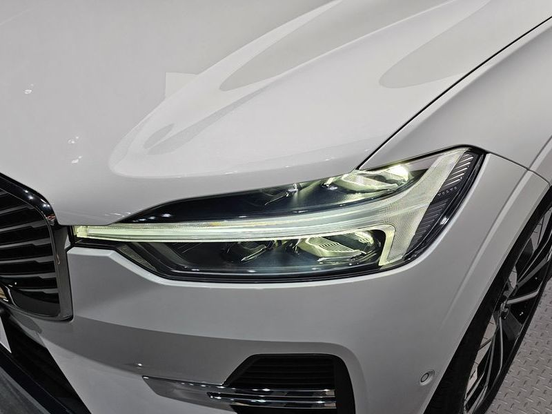 2026 Volvo XC60 B5 Ultra Bright Air Sus photo 22