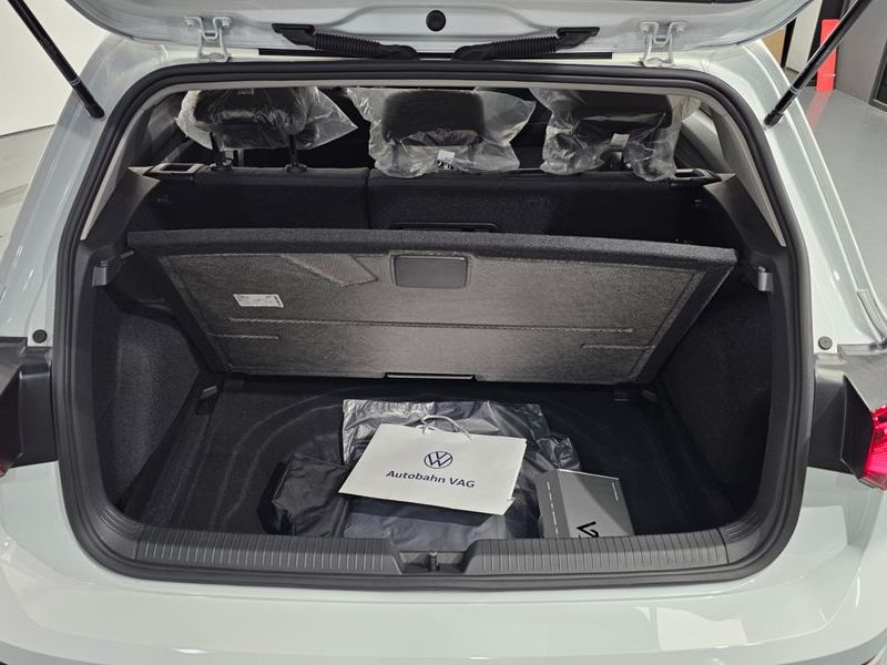 2024 Volkswagen Golf 2.0 TDI Prestige photo 20