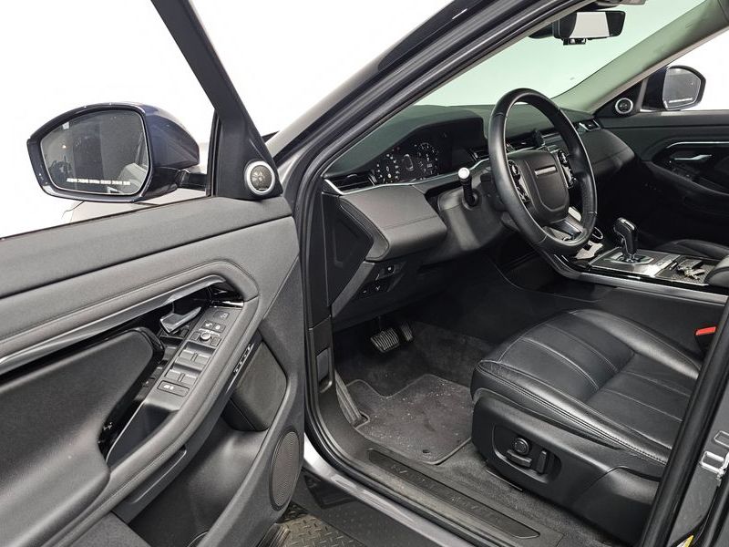 2020 Land Rover Range Rover Evoque P250 SE photo 11