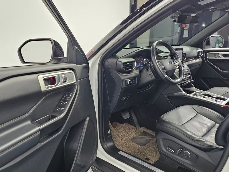 2020 Ford Explorer 2.3 LimIted 4WD photo 10