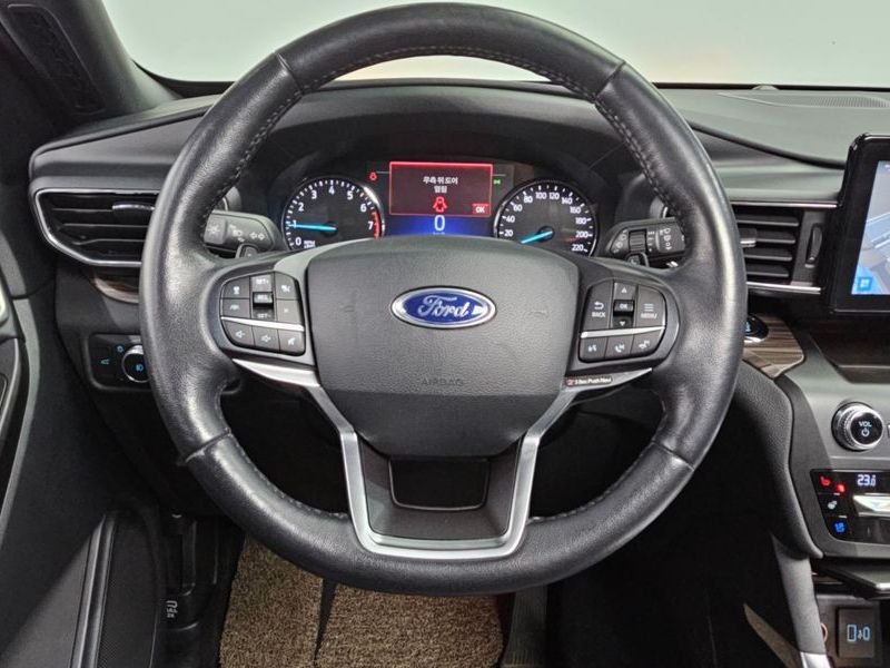 2020 Ford Explorer 2.3 LimIted 4WD photo 13