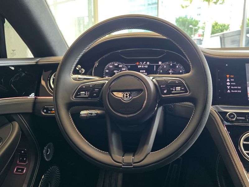 2024 Bentley Continental GT 4.0 GTS photo 11