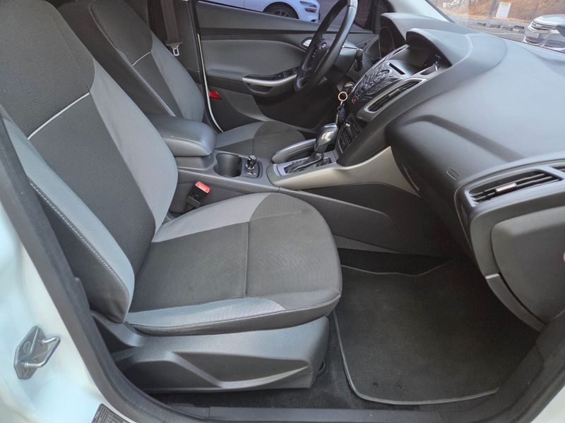 2013 Ford Focus 2.0 Diesel Trend 3rd photo 17