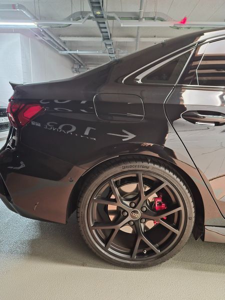 2026 Audi RS3 2.5 TFSI Quattro Carbon Edition photo 18