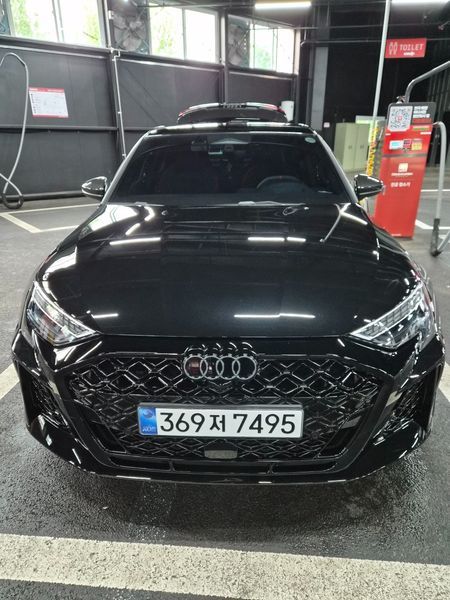 2026 Audi RS3 2.5 TFSI Quattro Carbon Edition photo 20