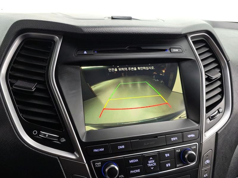 2016 Hyundai Santa Fe Diesel 2.0 2WD Exclusive photo 16