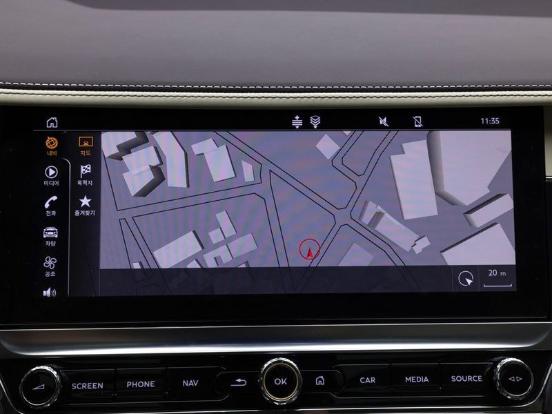 2024 Bentley Flying Spur 4.0 Azure photo 17