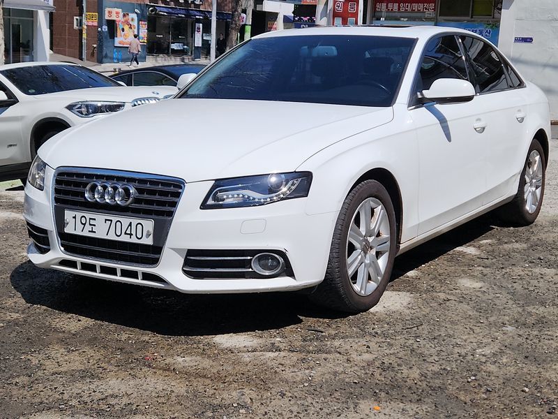 2012 Audi A4 2.0 TDI B8 photo 1
