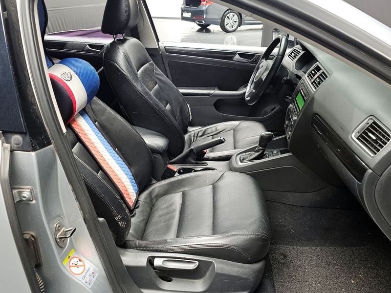 2012 Volkswagen Jetta 2.0 TDI 6th photo 10