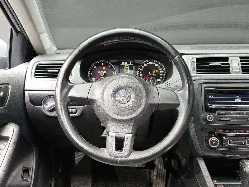 2012 Volkswagen Jetta 2.0 TDI 6th photo 13
