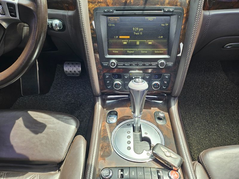 2012 Bentley Flying Spur 6.0 Speed photo 17
