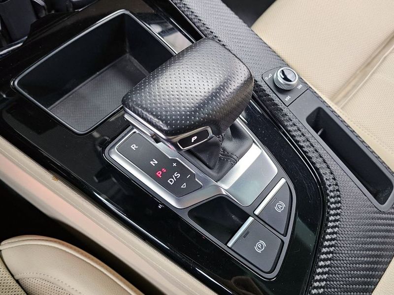 2020 Audi A5 45 TFSI Quattro Premium Sportback photo 9