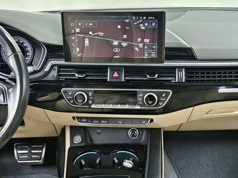2020 Audi A5 45 TFSI Quattro Premium Sportback photo 15