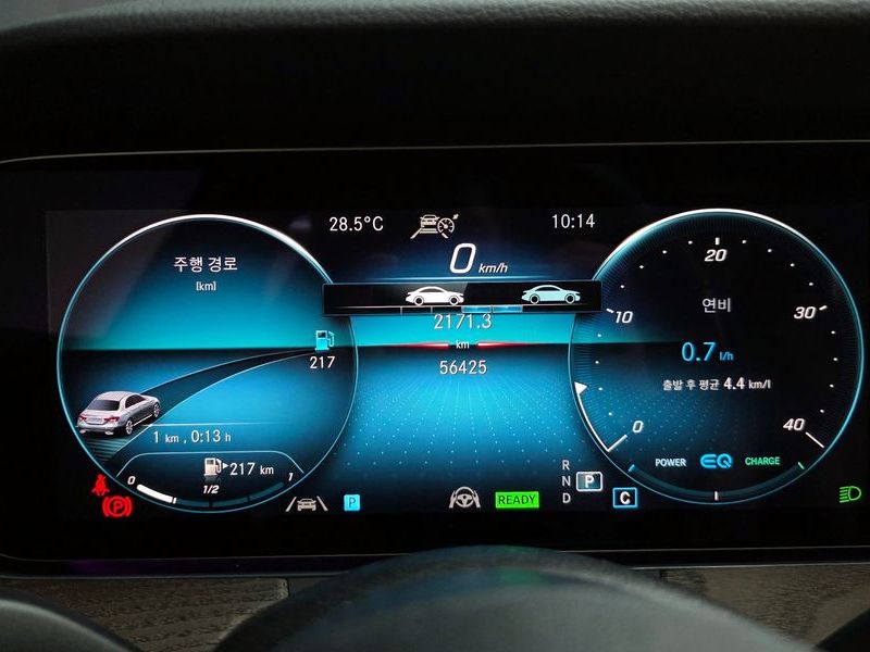 2023 Mercedes-Benz E-Class E220d 4MATIC Exclusive photo 8