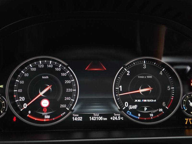 2017 BMW X6 M50d photo 8