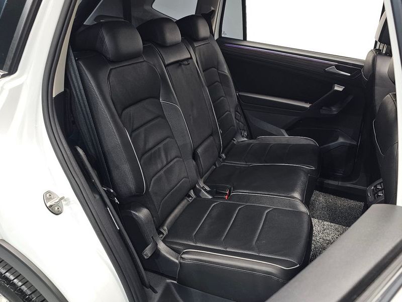 2022 Volkswagen Tiguan 2.0 TSI Prestige photo 12