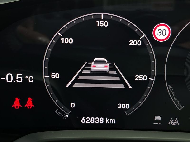 2020 Porsche Taycan 4S photo 8