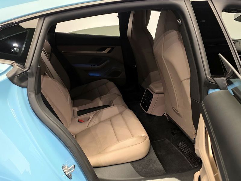 2020 Porsche Taycan 4S photo 10