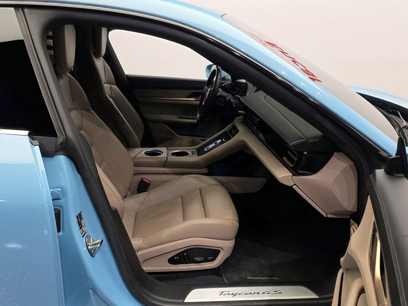 2020 Porsche Taycan 4S photo 11