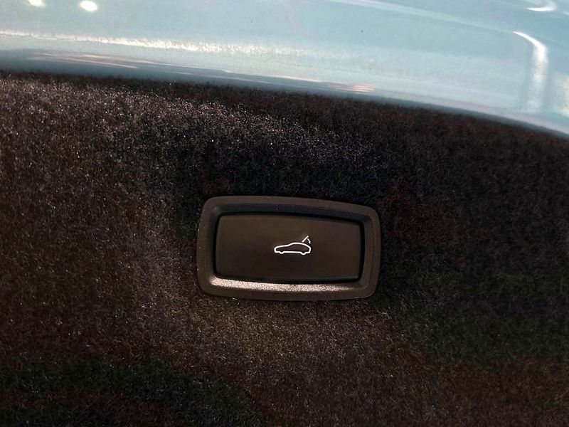 2020 Porsche Taycan 4S photo 20